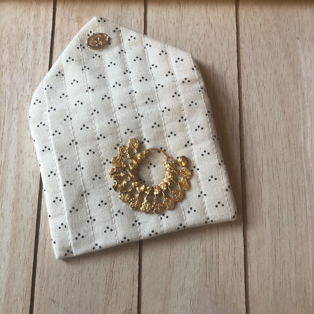 🇫🇷SÉZANE TIA HOOP EARRINGS - Picture 4 of 5